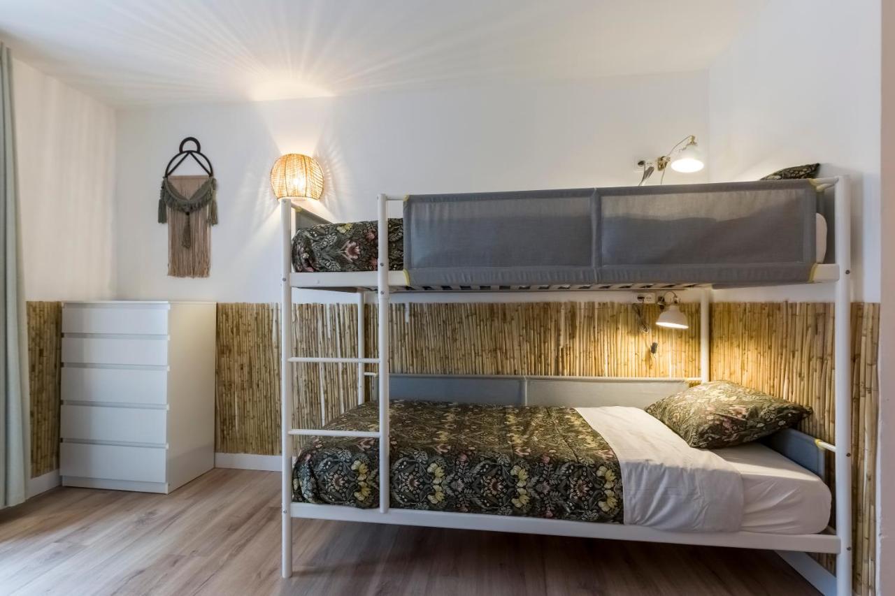 Hostel Santo - Coworking - Coliving - Madrid Exteriér fotografie