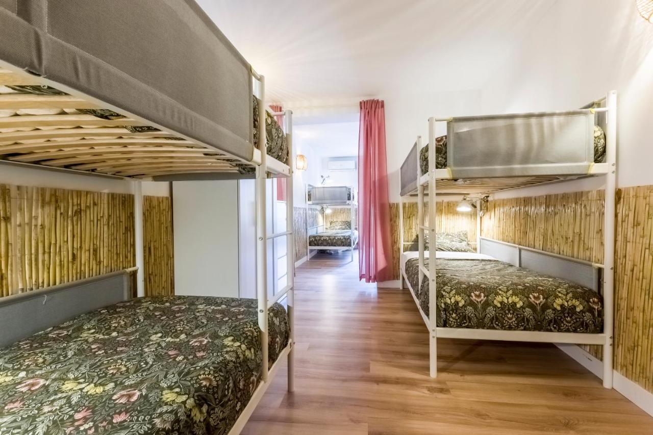Hostel Santo - Coworking - Coliving - Madrid Exteriér fotografie
